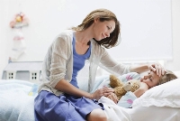 Cách chăm sóc bé bị sốt xuất huyết tại nhà