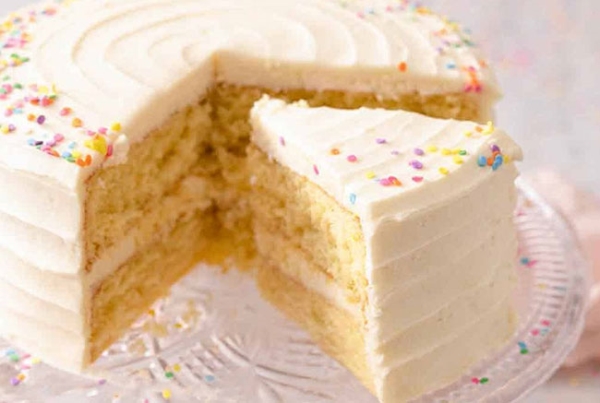 Cách làm bánh kem sinh nhật đẹp đơn giản nhưng vô cùng thơm ngon tại nhà
