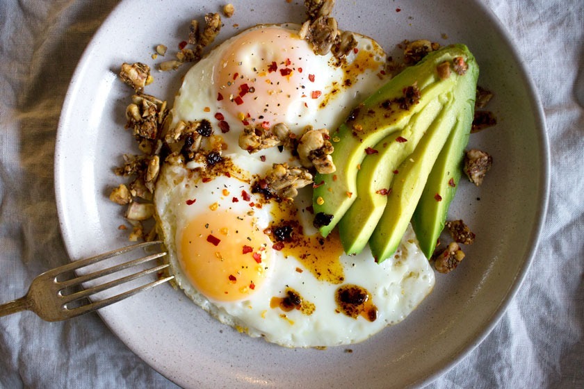 Ăn nhiều protein vào bữa sáng giúp giảm cân